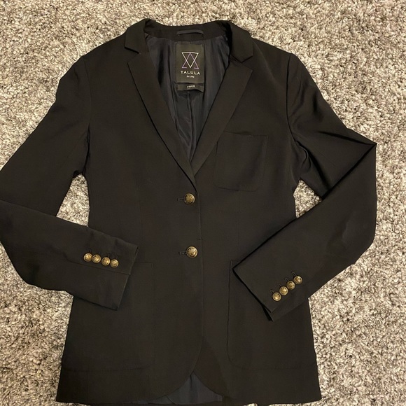 Aritzia Talula blazer - Black- size 4 - Picture 2 of 3